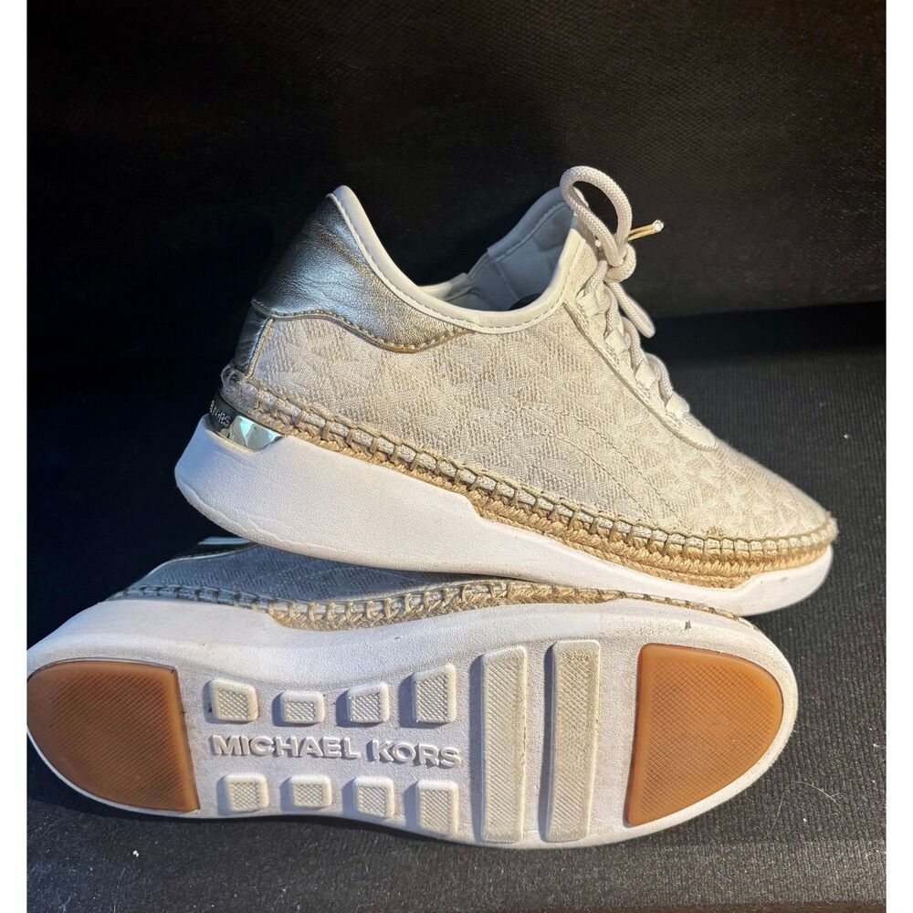 Michael Kors Sneakers Women’s Size 7 Beige Gold Logo Lace-Up Casual Shoes
